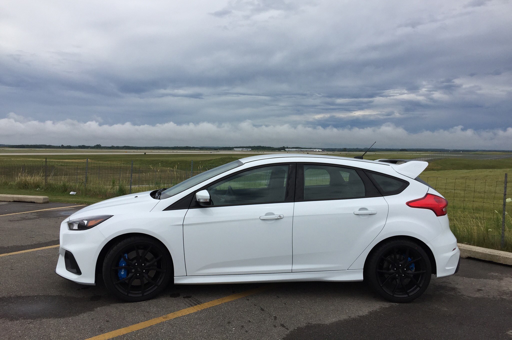 2016 ford focus hatchback owners manual
